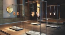 ساخت ویترین‌هایی برای محافظت از آثار تاریخی در موزه ها